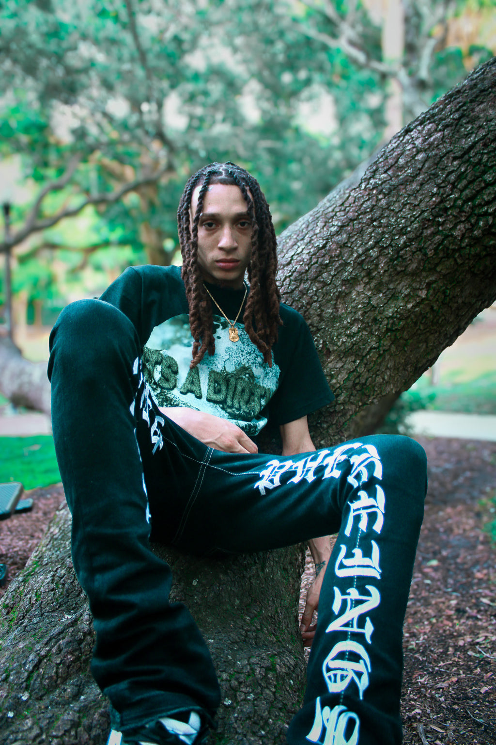 "Dirty World" Graphic Tee image 4