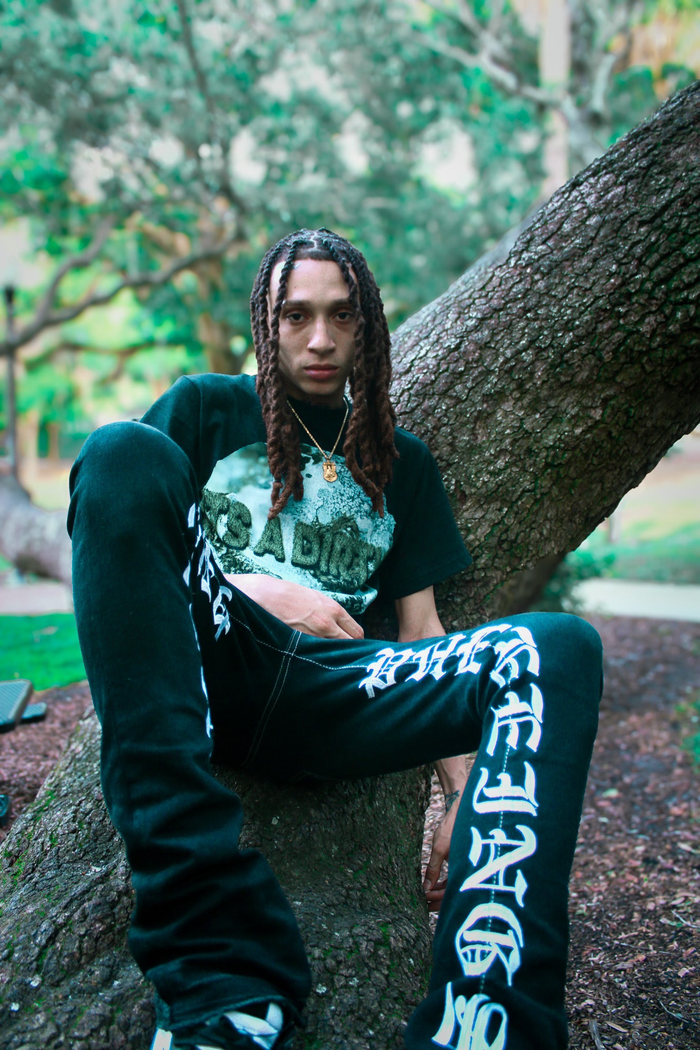 "Dirty World" Graphic Tee image 4